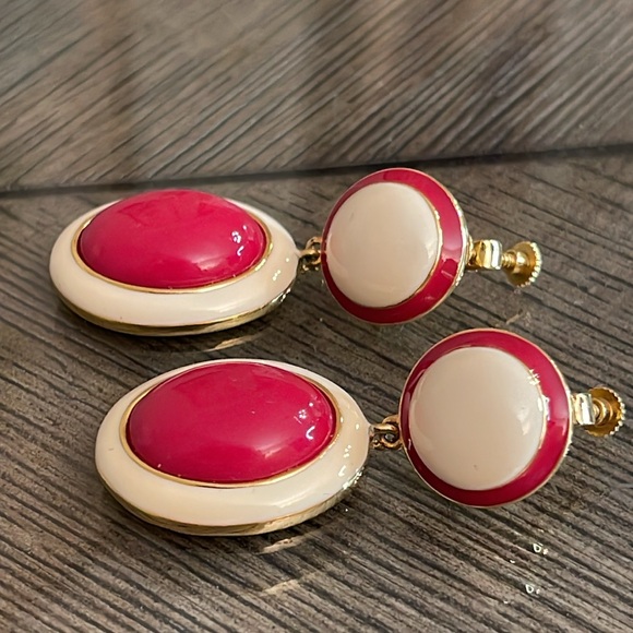 Vintage Joan Rivers Red and Ivory Drop Enamel Clip Earrings - Picture 7 of 16